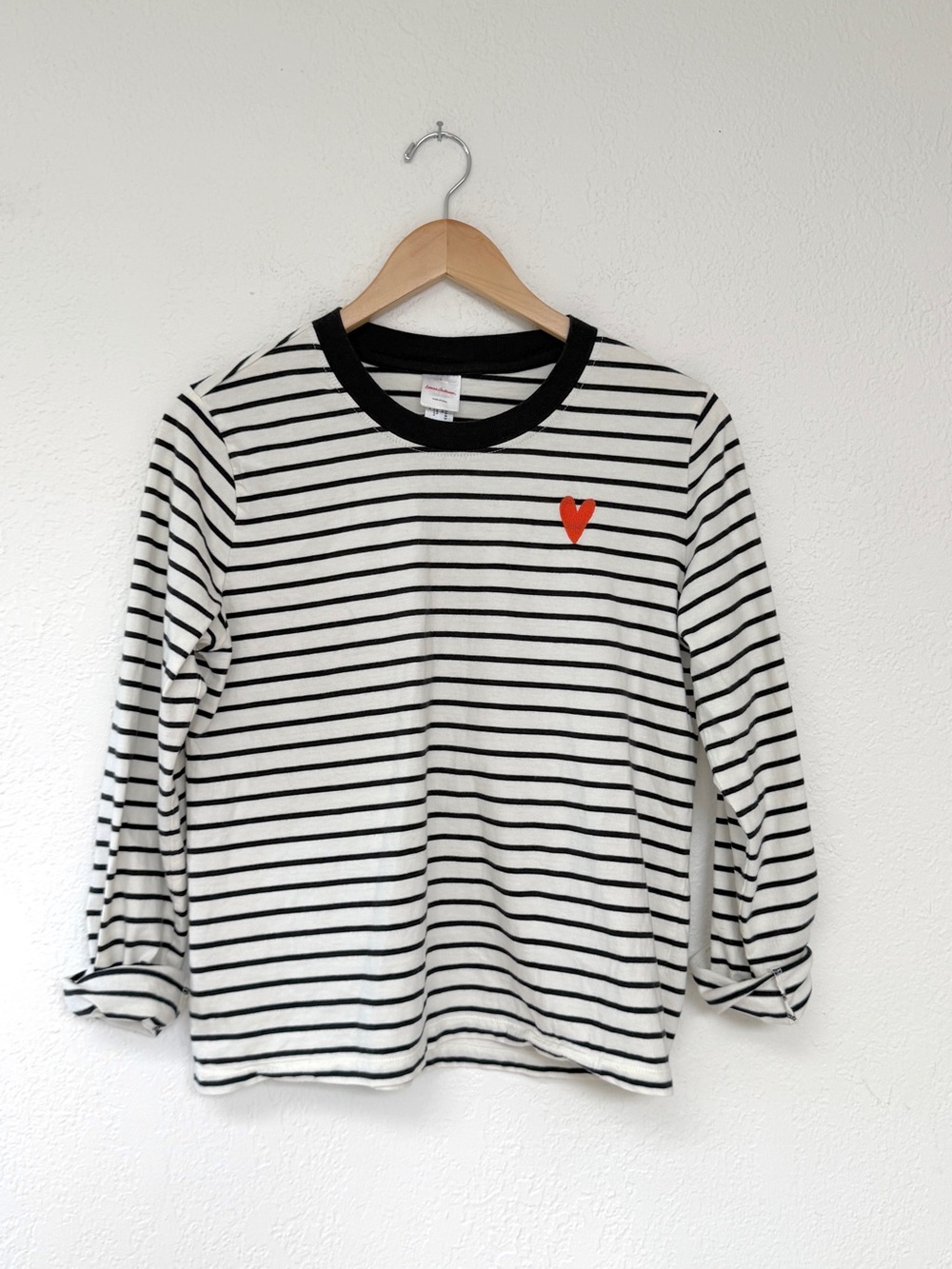 HANNA ANDERSSON black & white striped long sleeve tee embroidered heart / size S